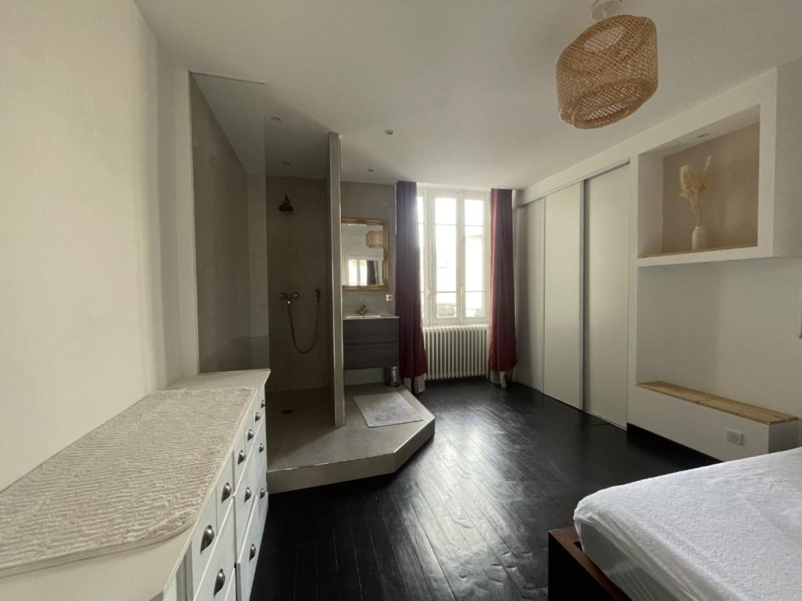 Flat Place de Sully in Roanne