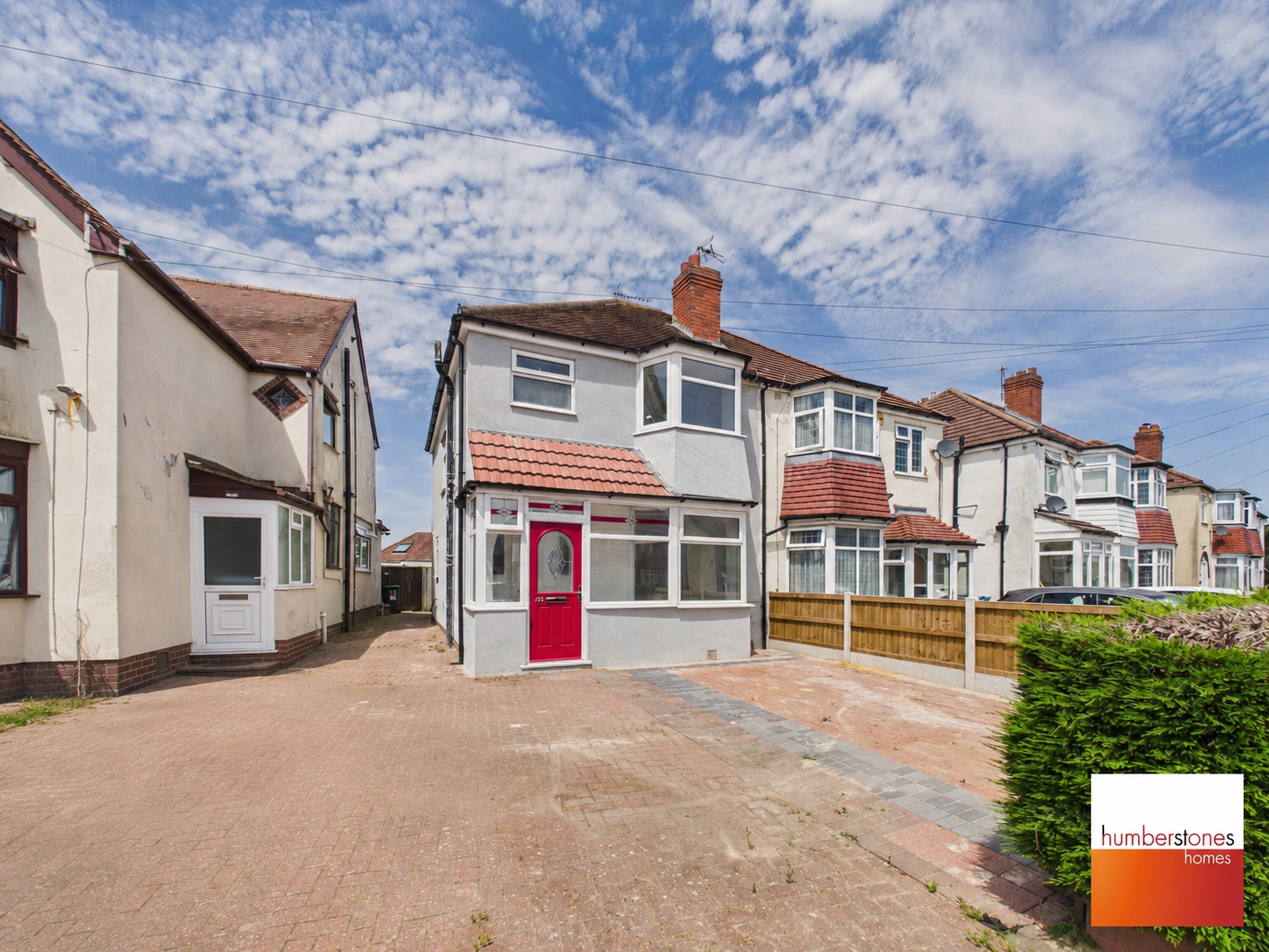 House Perryhill Road in Sandwell