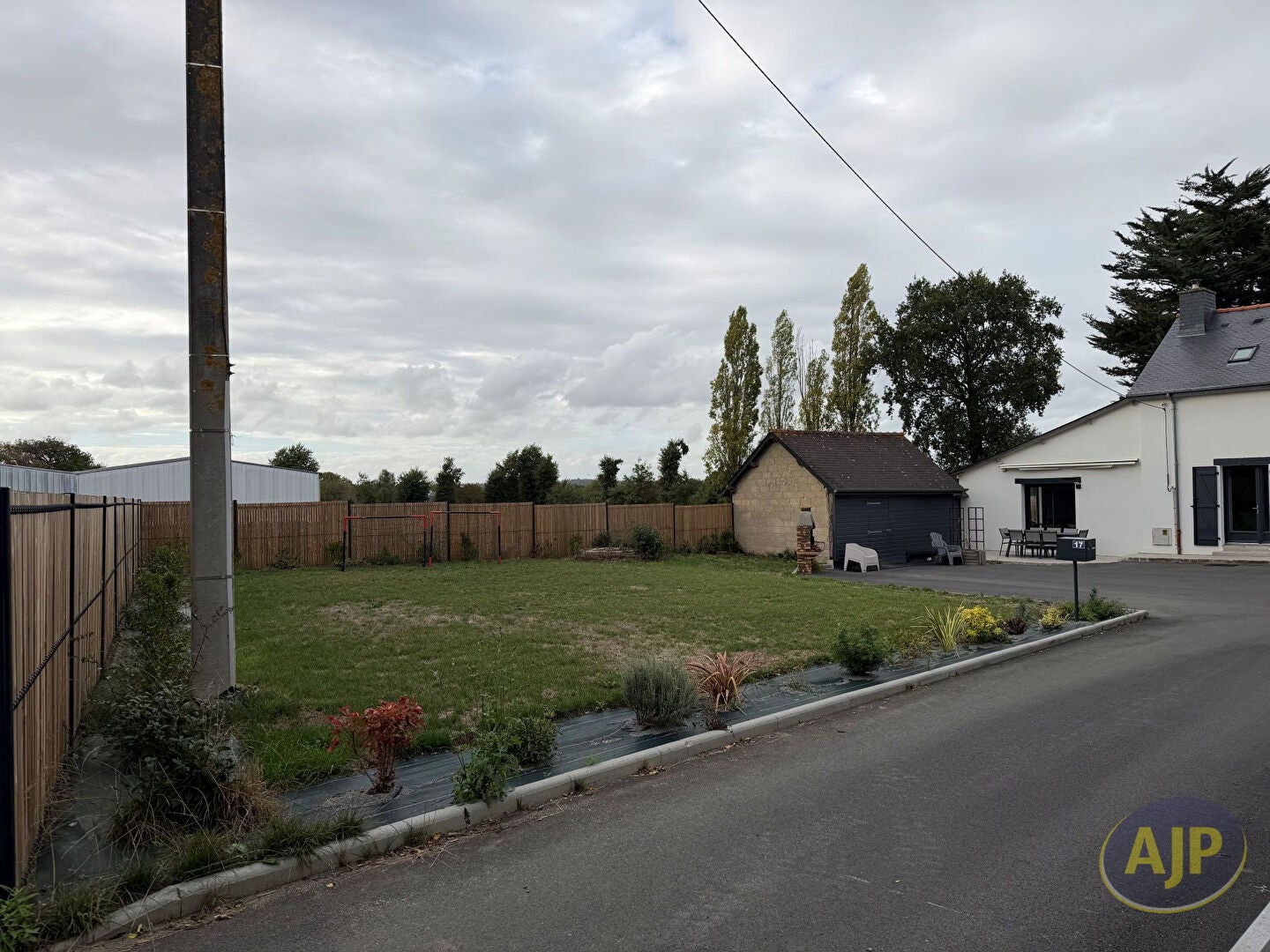Maison Rue Saint-Christophe à Bazoches-les-Hautes