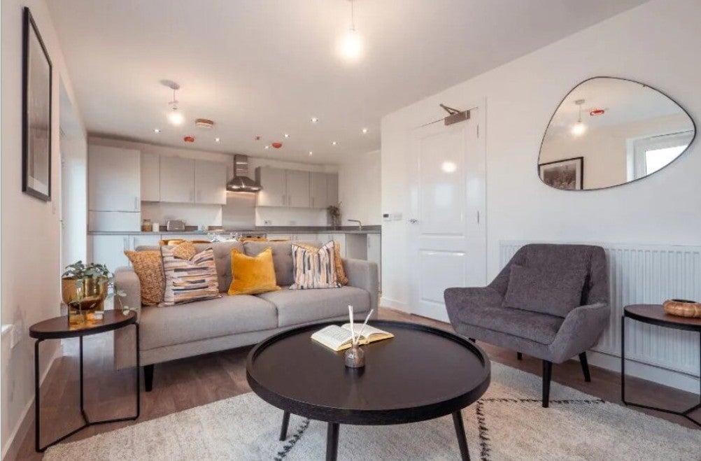 Flat Inchcolm Terrace in Edinburgh