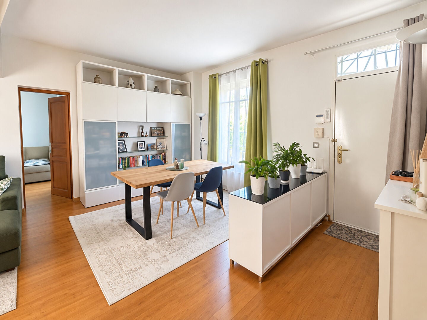 House Route de Maisons in Chatou