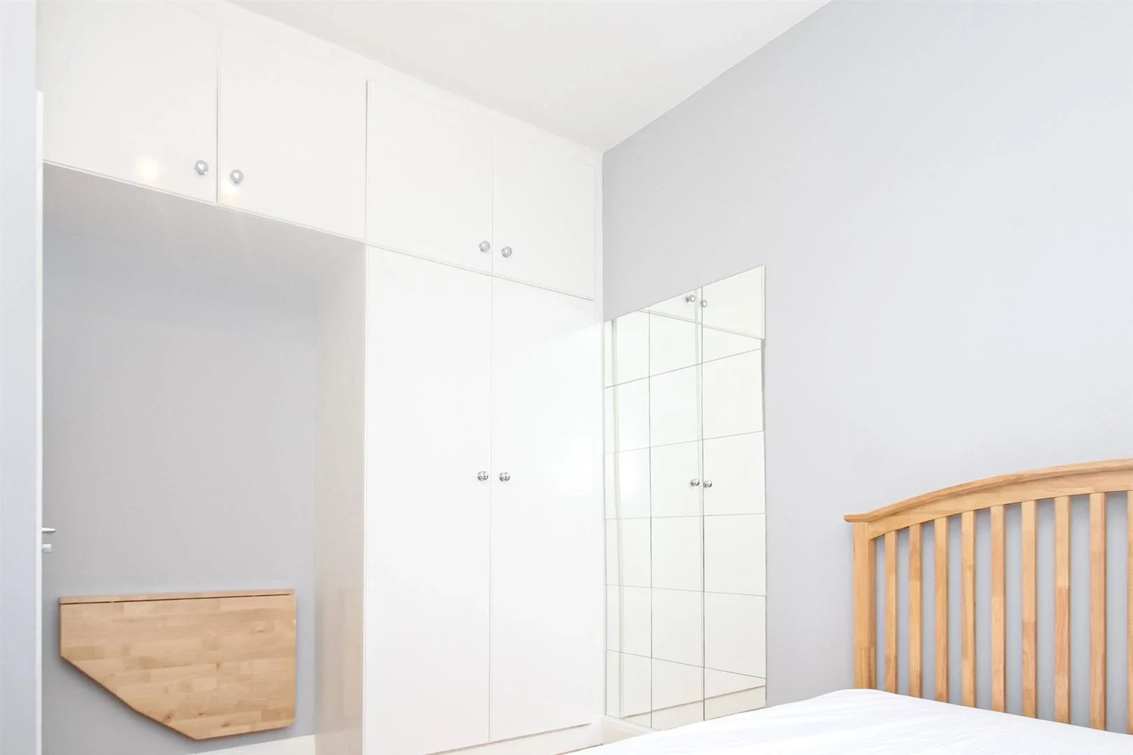 Room Willoughby Road in Greater London