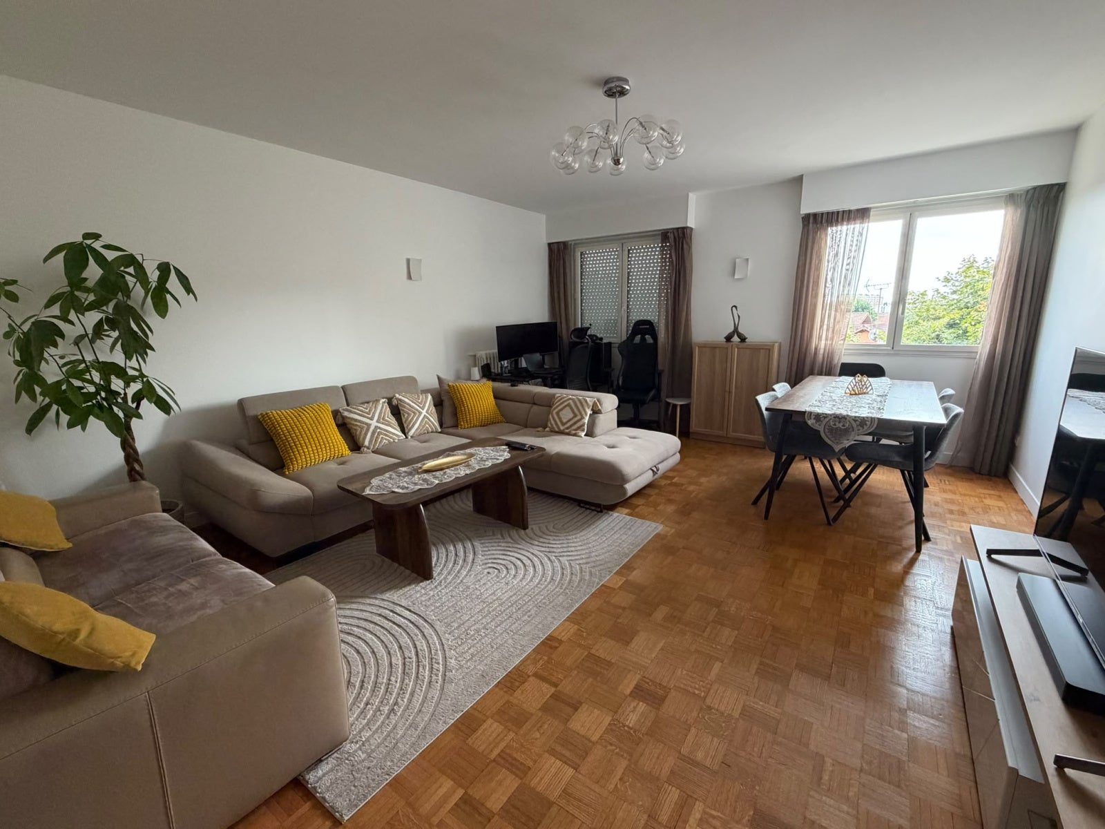 Appartement Avenue Galois à Bourg-la-Reine