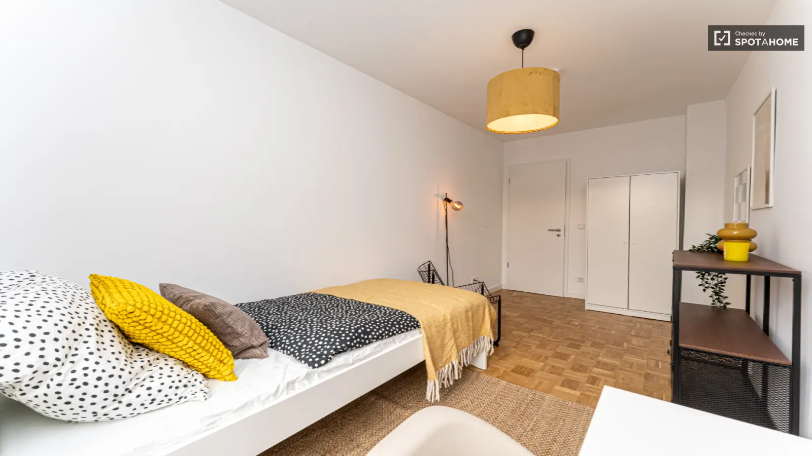 Wohnung Weserstraße in Berlin