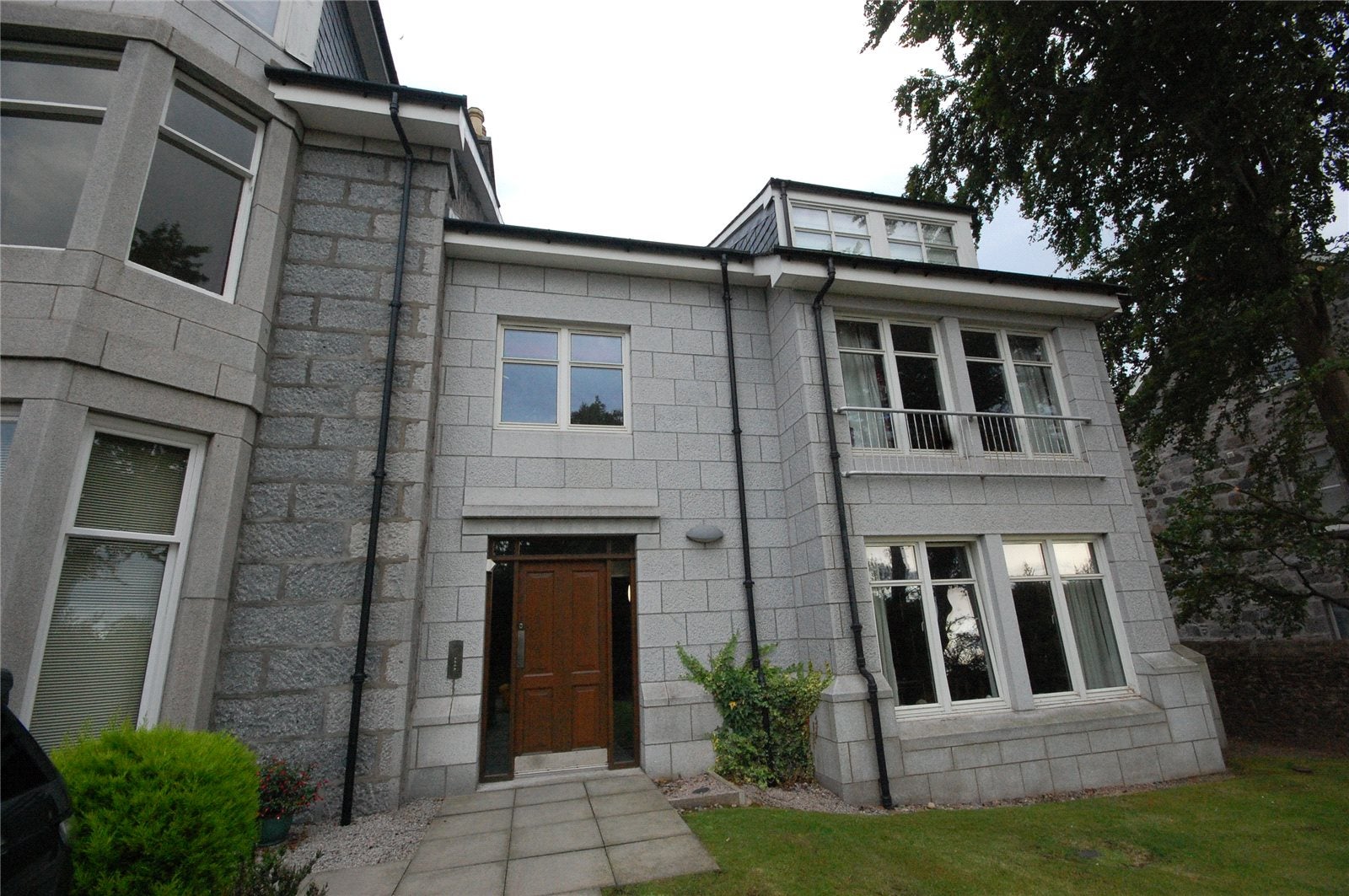 Flat Devanha Gardens West in Aberdeen City