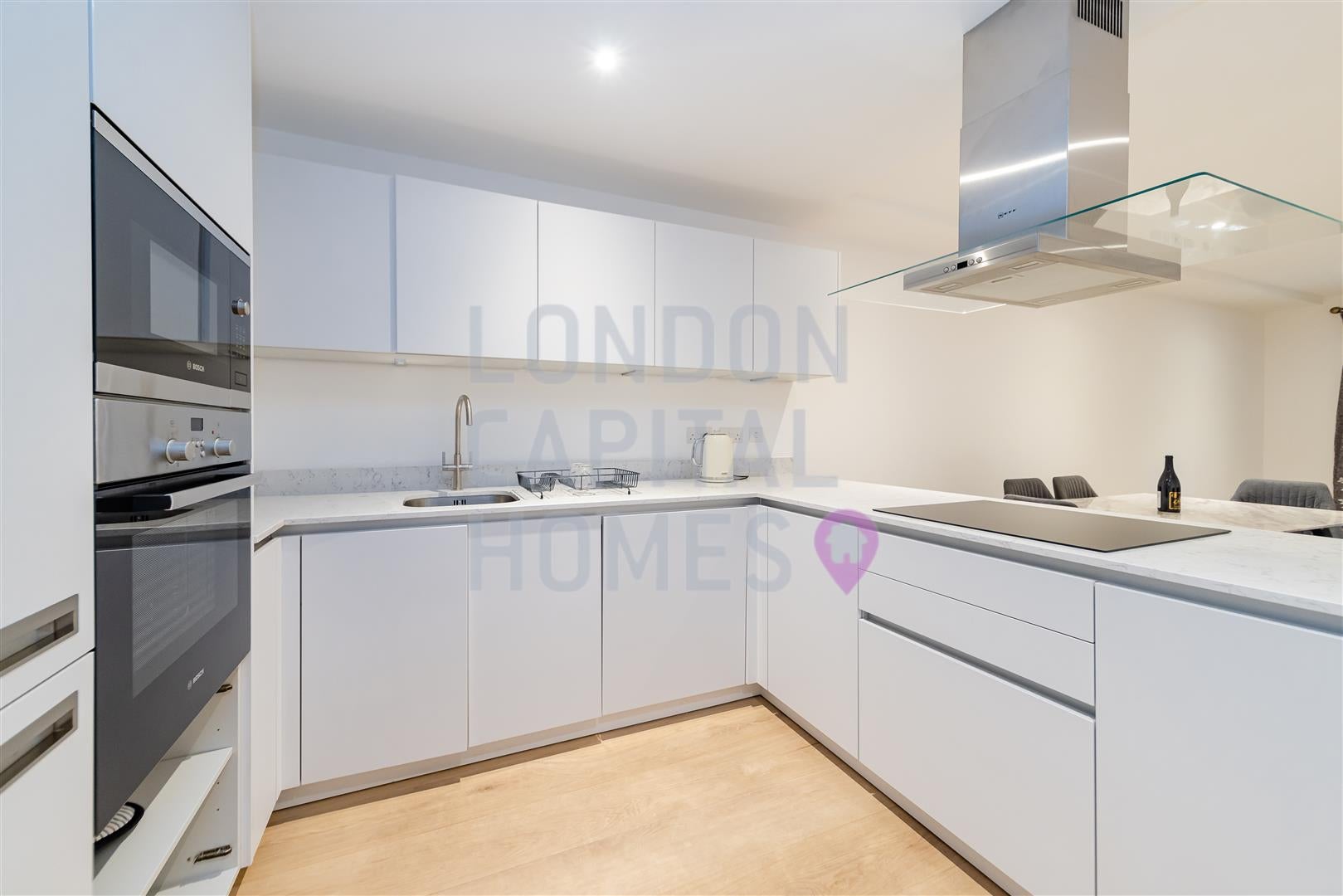 Flat Pentonville Road in Greater London