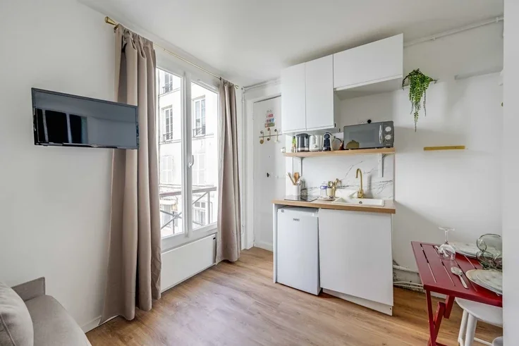 Flat Rue Richer in Paris