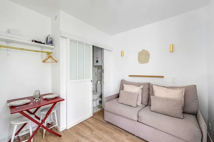 Flat Rue Richer in Paris