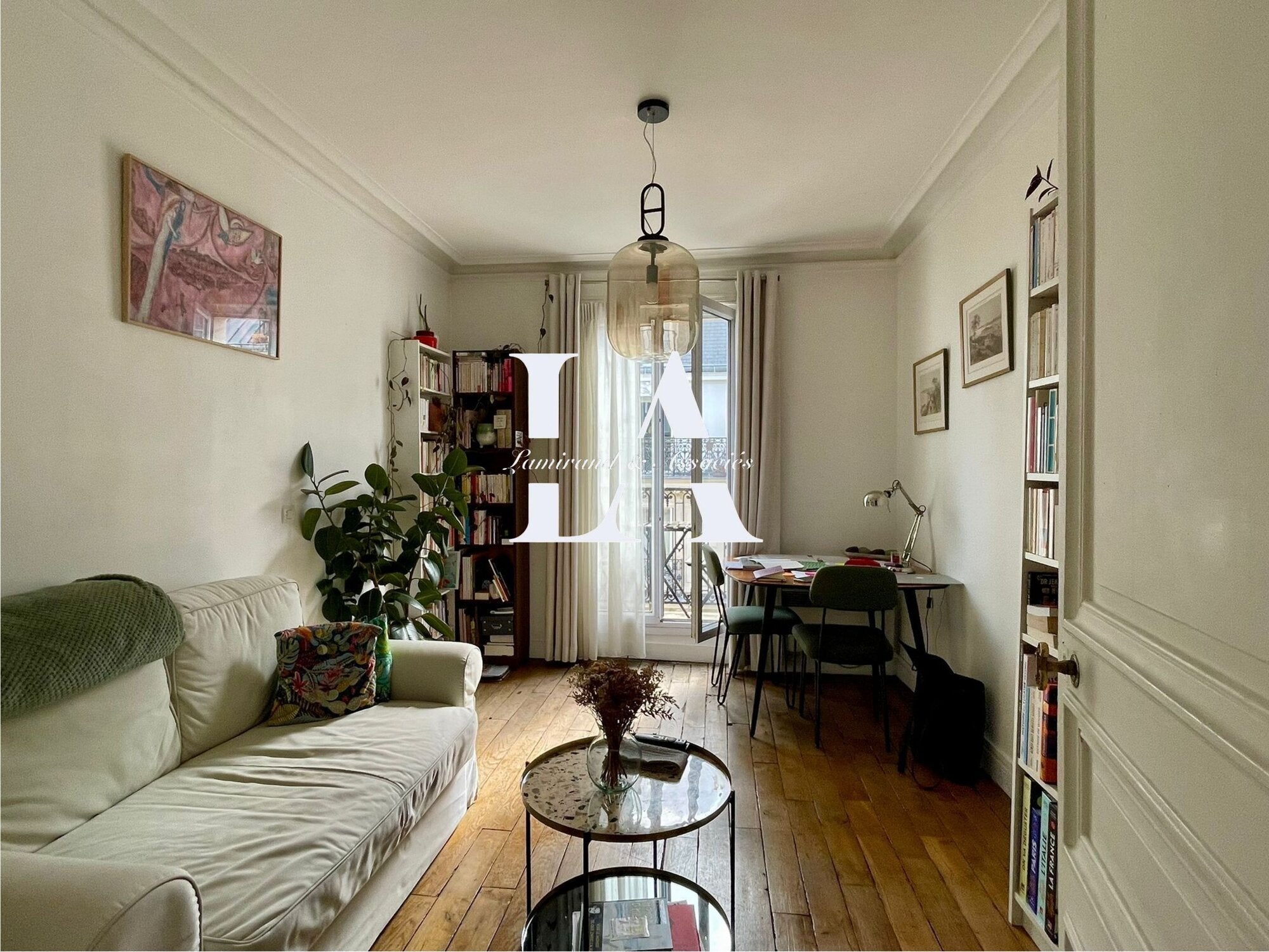 Flat Rue de Dunkerque in Paris