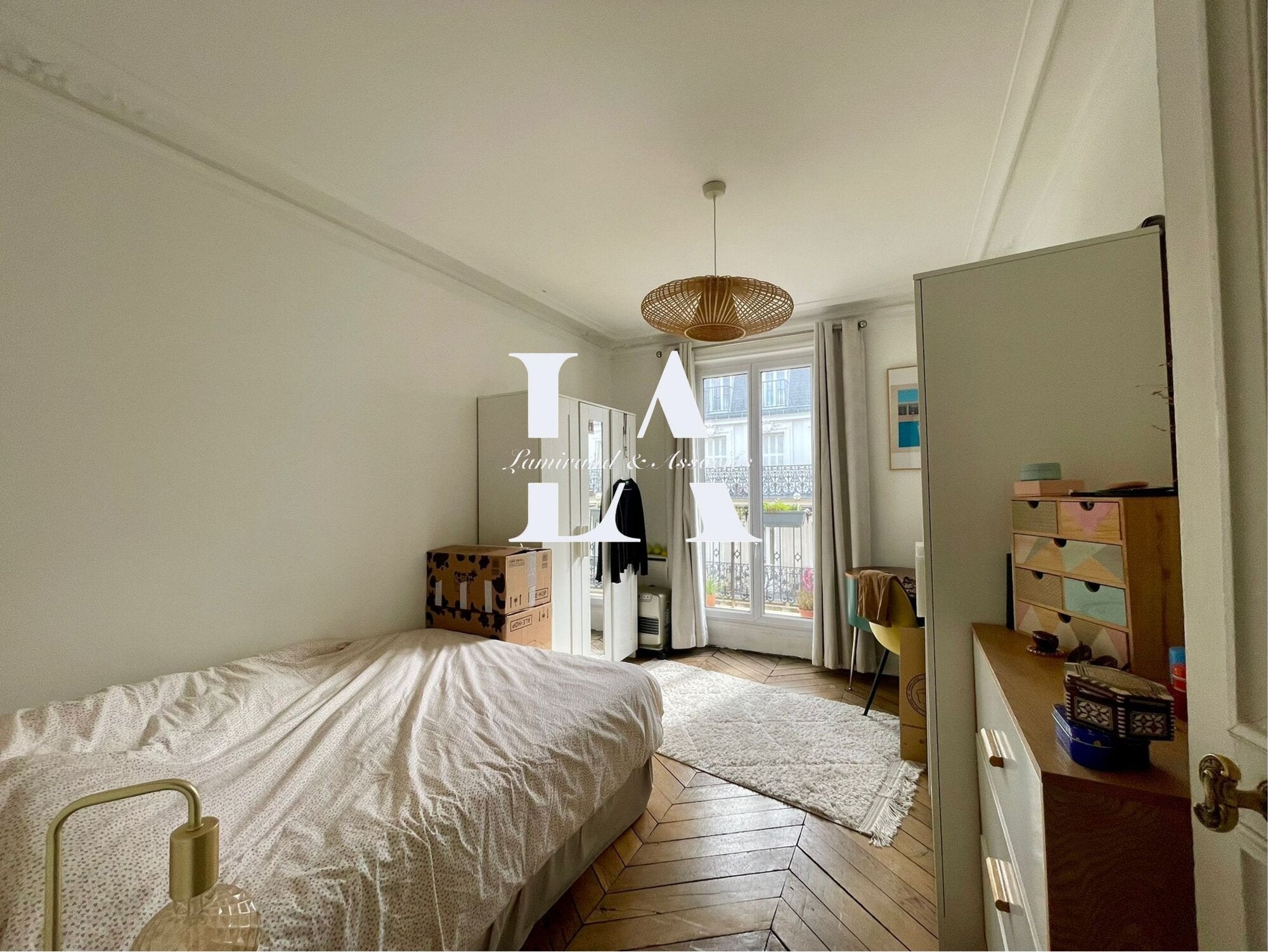 Appartement Rue de Dunkerque à Paris
