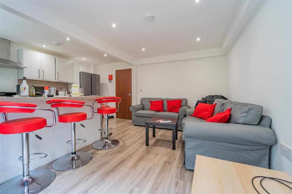 Flat Bartley Mews in Birmingham