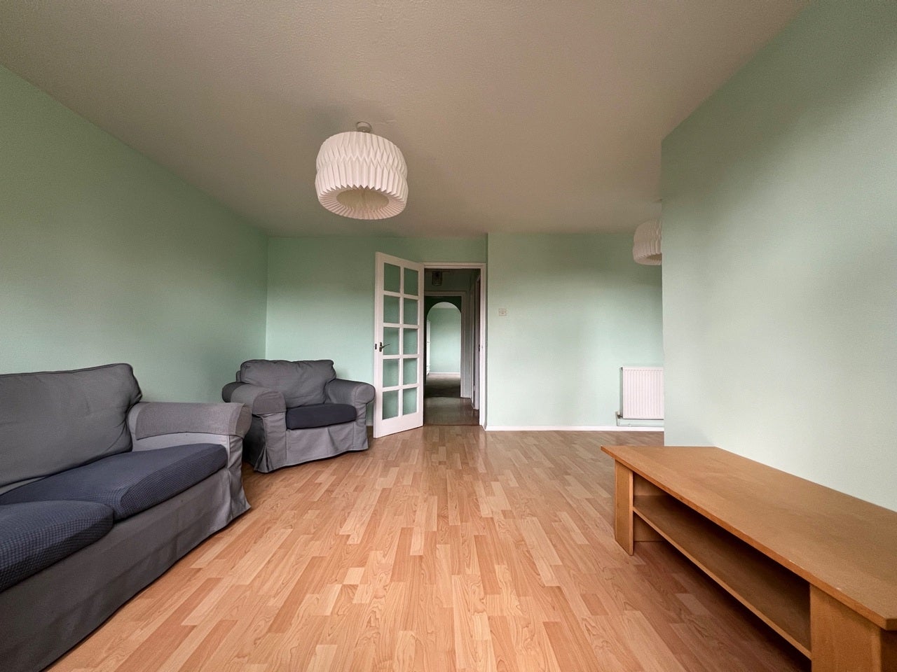 Flat Myers Lane in Greater London