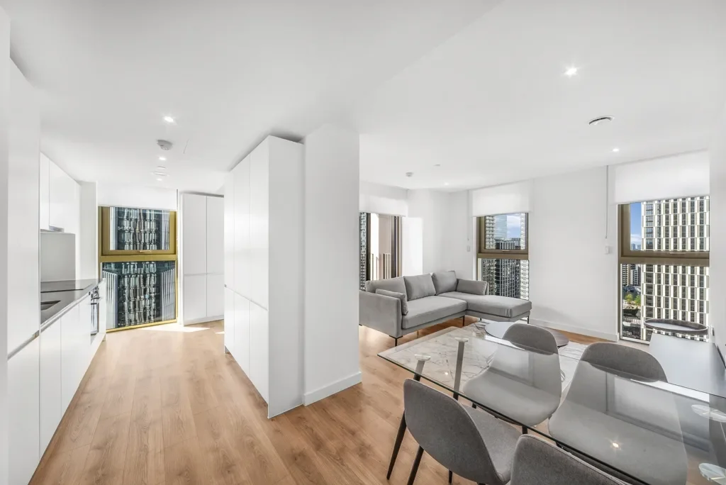 Flat Charter Street in Greater London