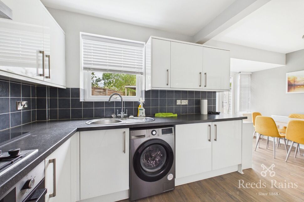 House The Fairway in Hazel Grove