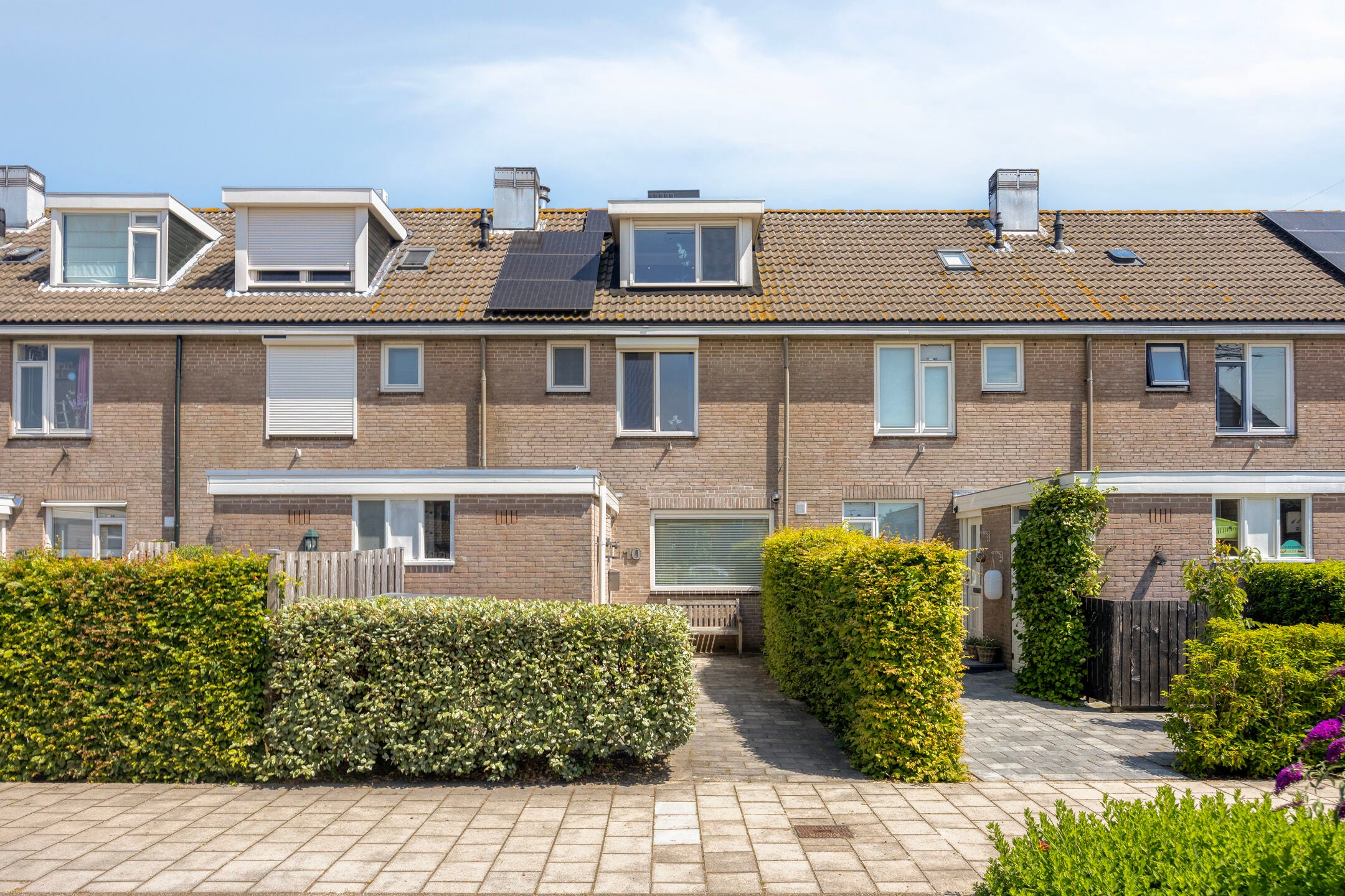 Huis Burgemeester De Zeeuwlaan 10 in Ouderkerk aan den IJssel