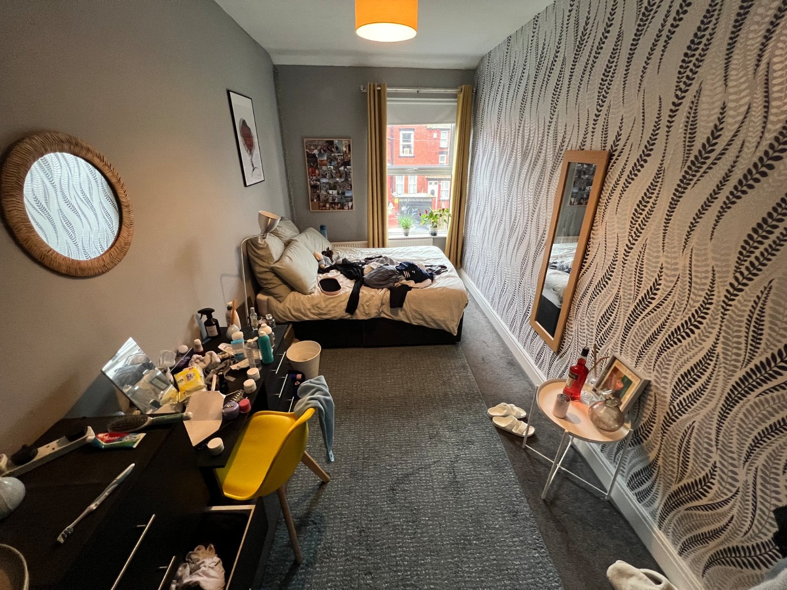 Flat Brudenell Road in Leeds