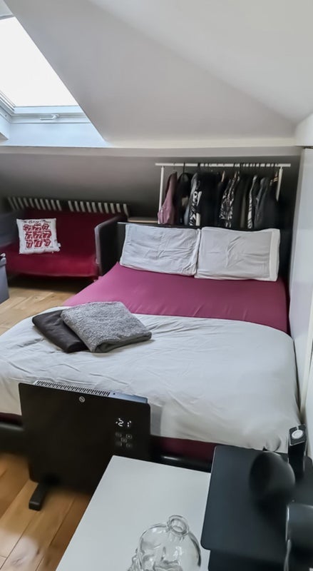 Room St Paul's Crescent in Greater London