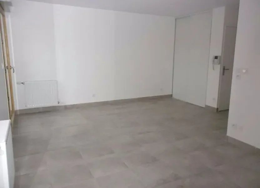 Flat Rue des Lads in Bron