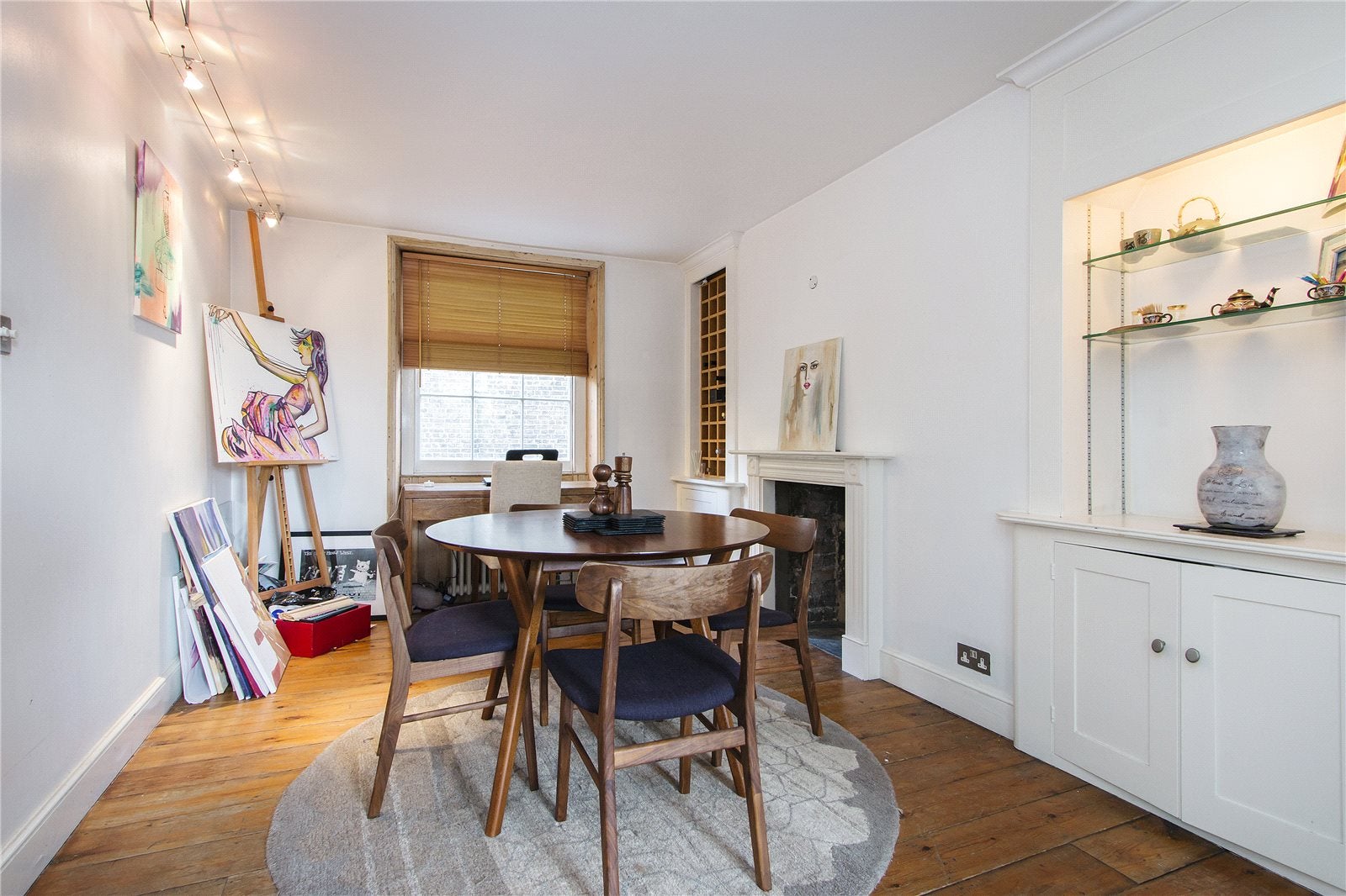Flat Trinity Street in Greater London