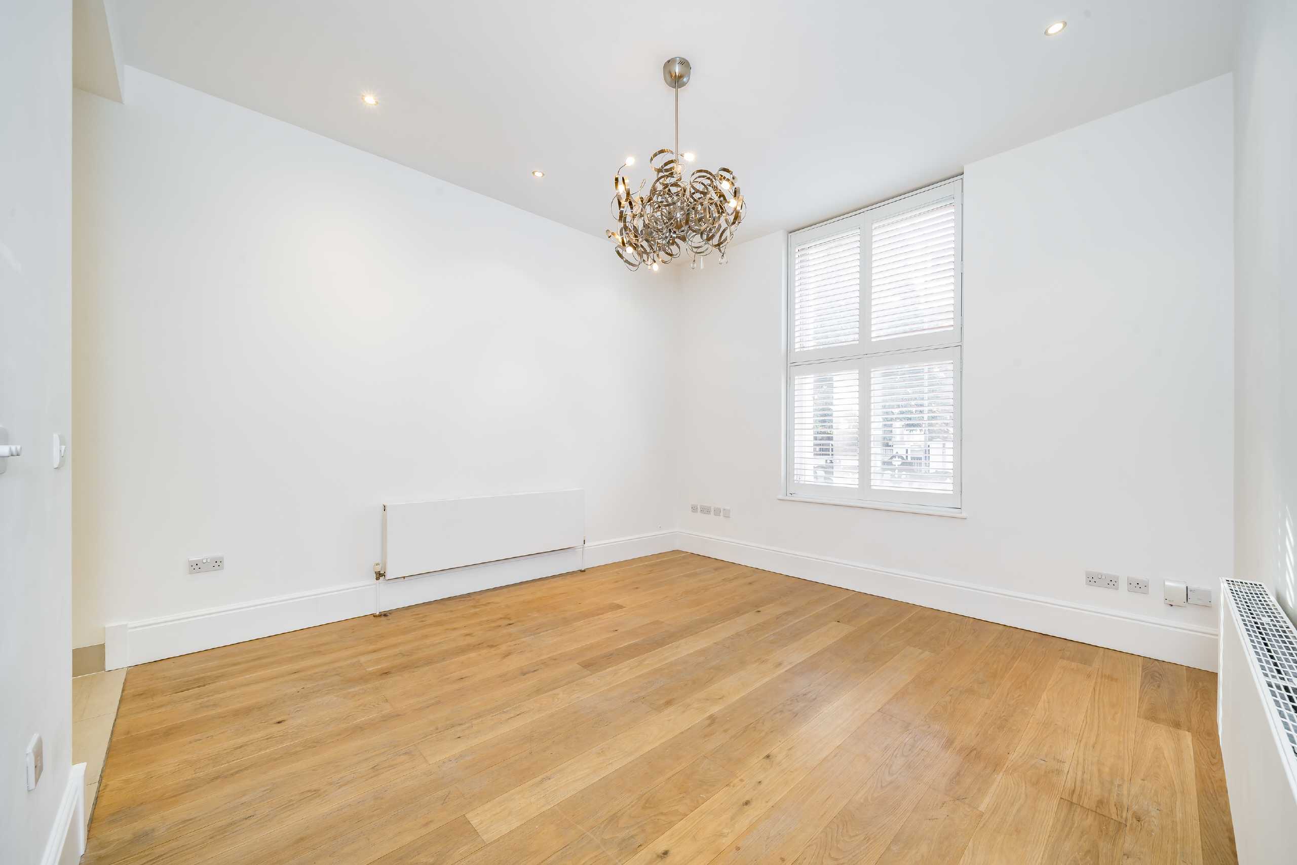 Flat Napier Place in Greater London
