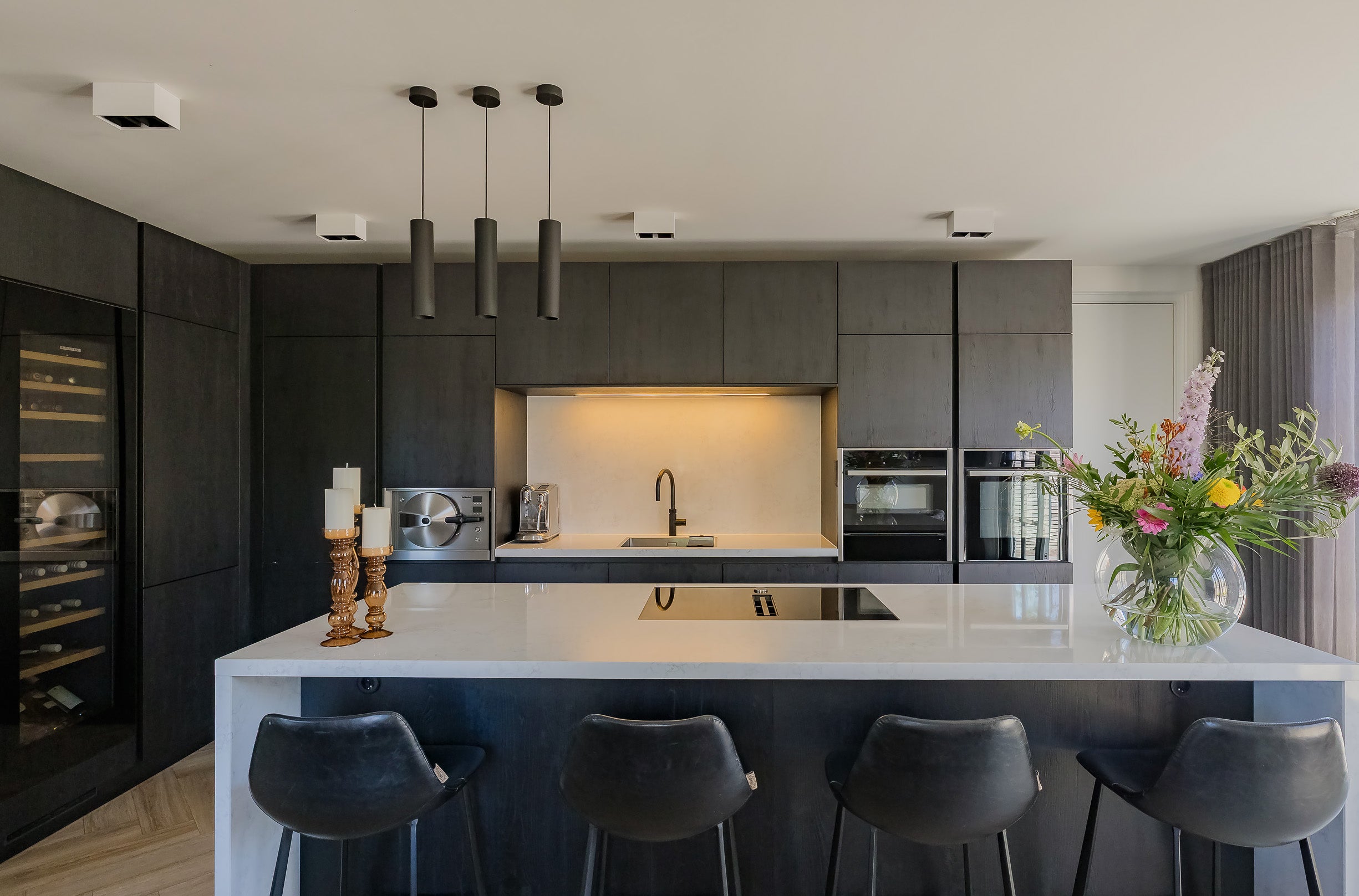 Hoekwoning te koop: Kweeklust 2, Noordwijk