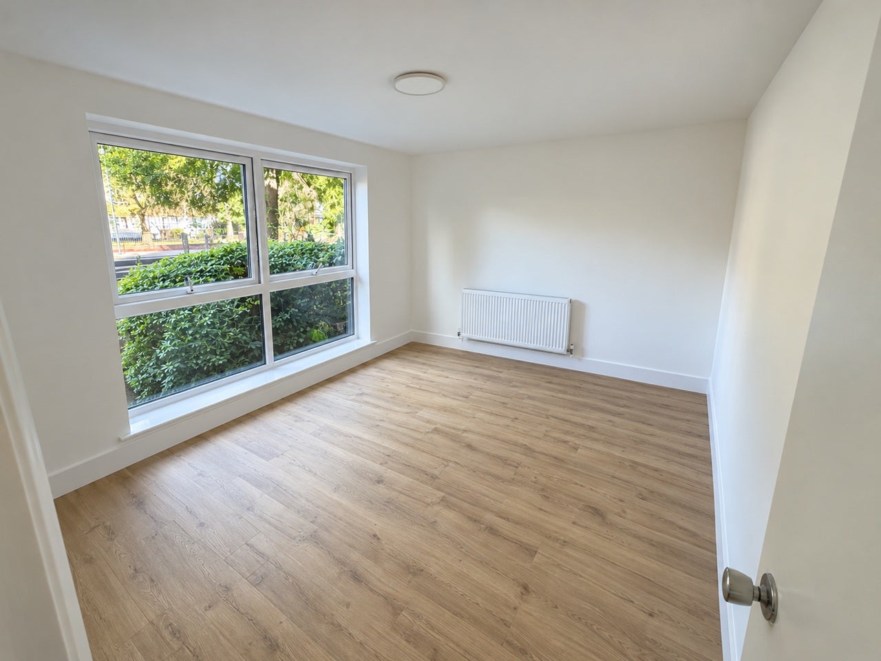 Flat Talbot Road in Greater London