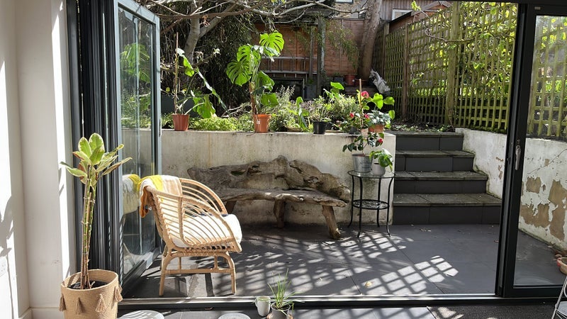 Room Ellesmere Road in Greater London