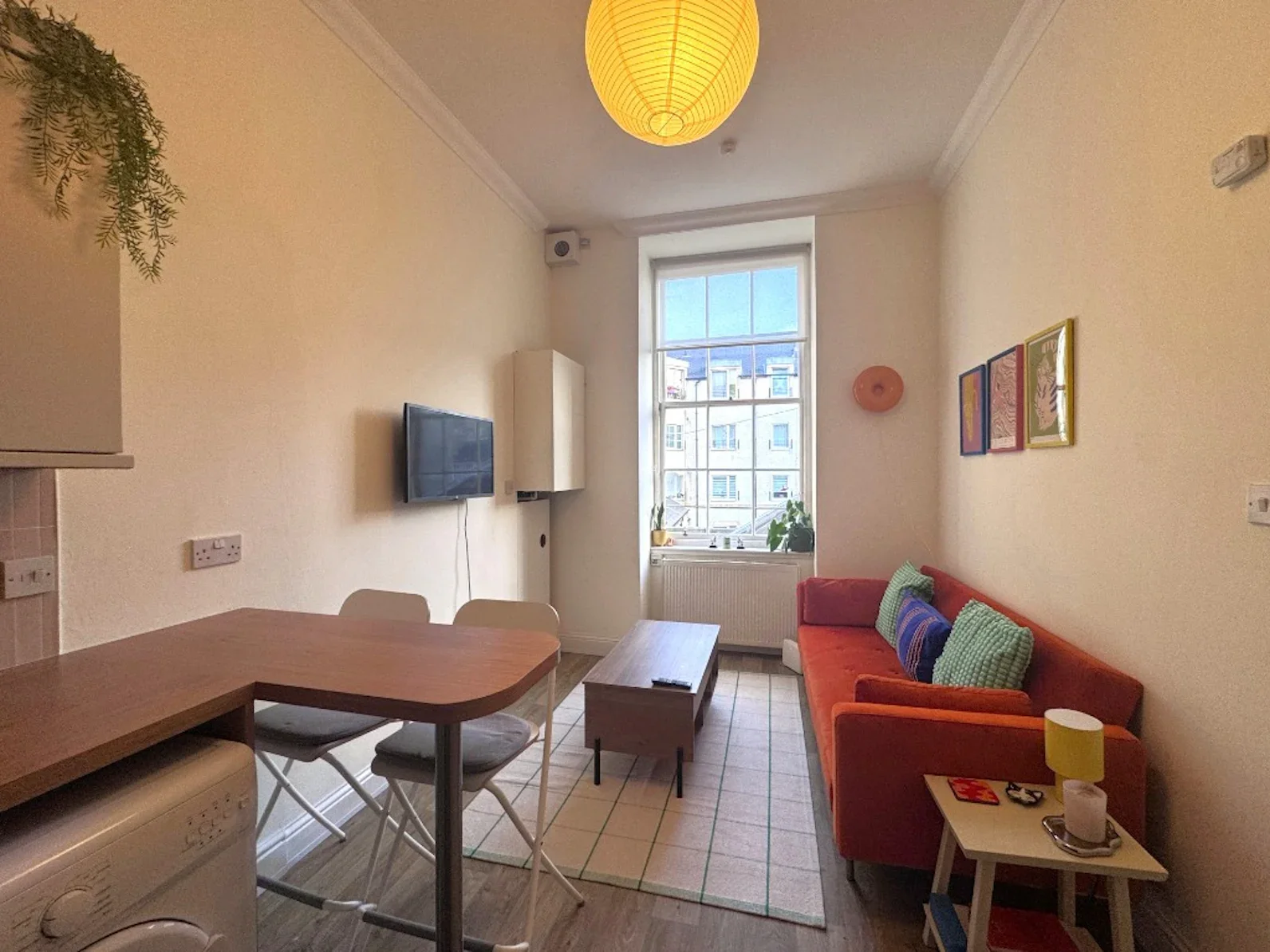 Flat Casselbank Street in City of Edinburgh