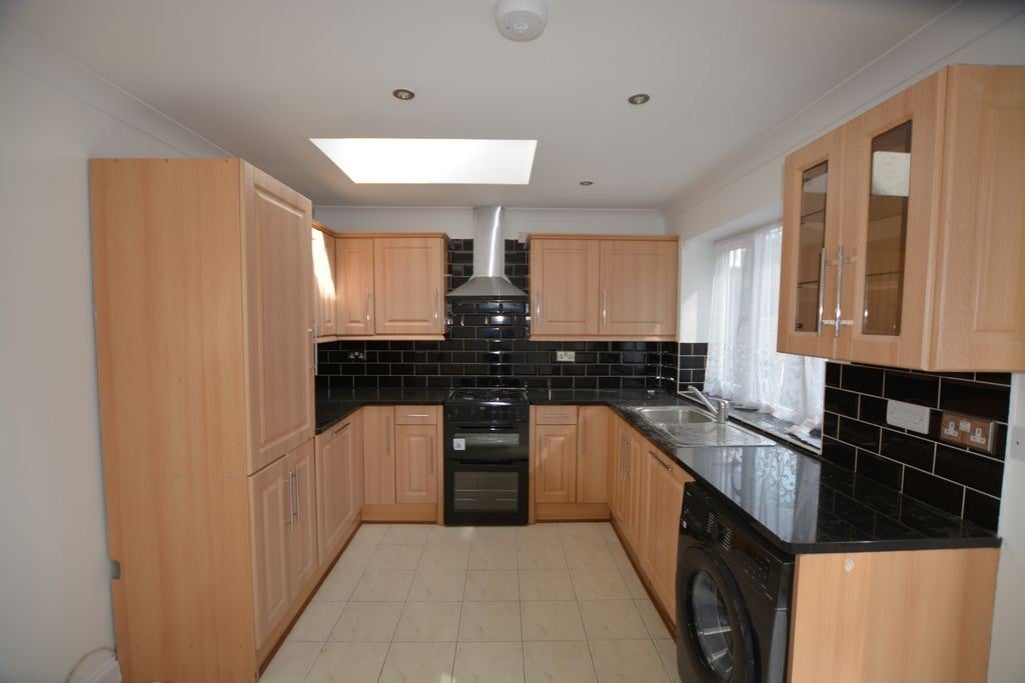 House Derwent Drive in Greater London