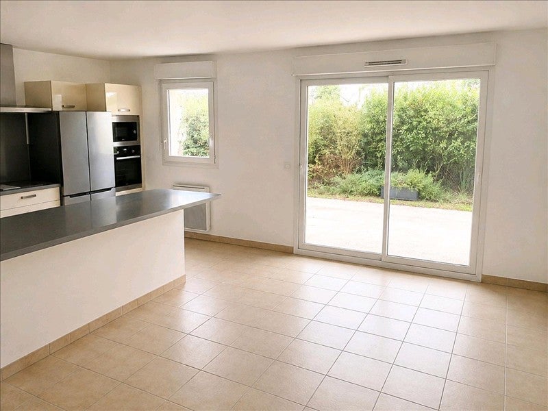 Flat Rue Henri Moissan in Aix-en-Provence