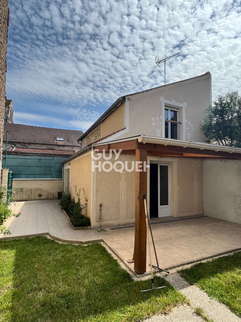 House Rue de Champeaux in Soignolles-en-Brie