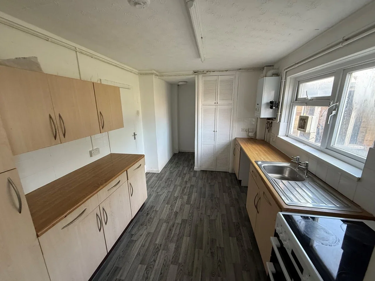 Flat Halliday Crescent in Portsmouth