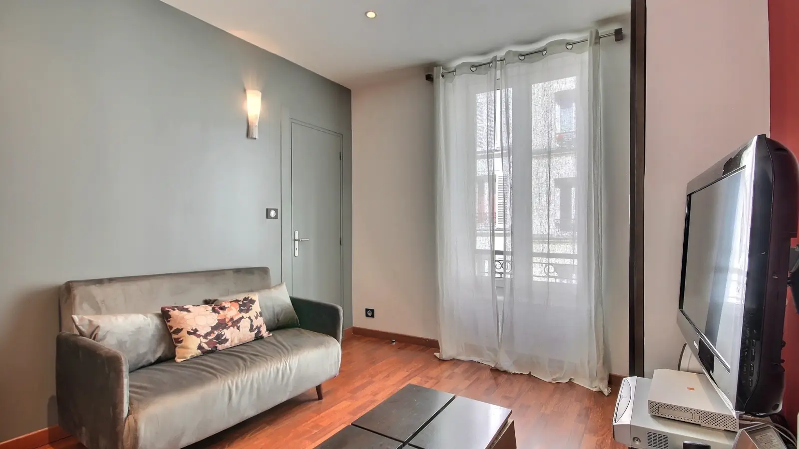 Appartement Rue des Trois Frères à Paris