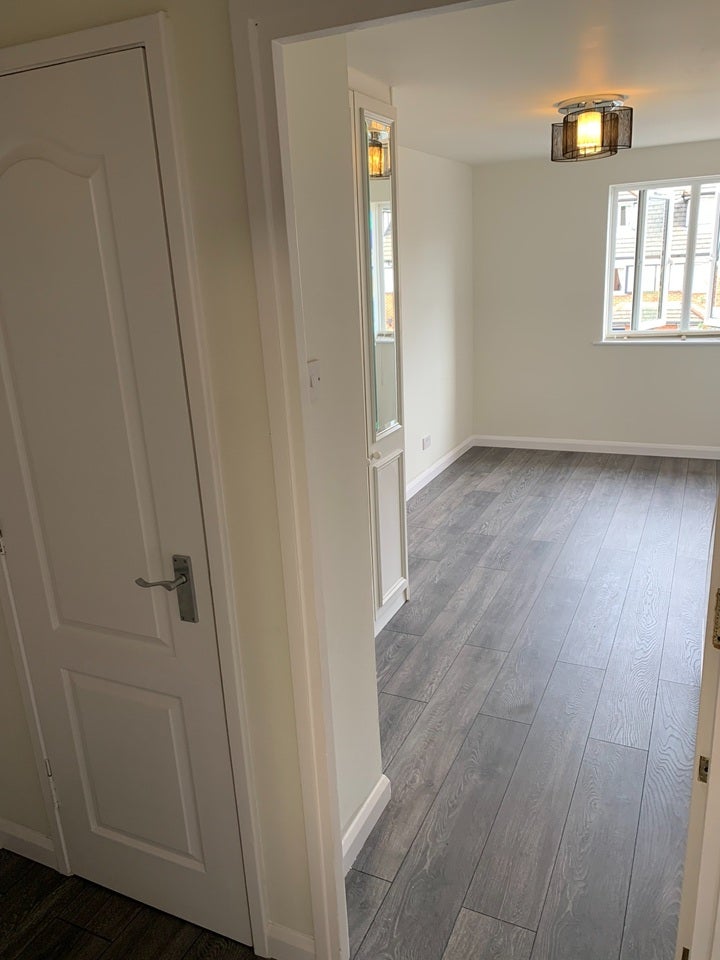 Flat Alwyn Gardens in Greater London