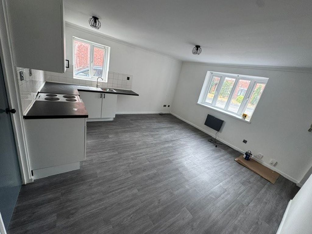 Flat Pickwick Court in Shifnal