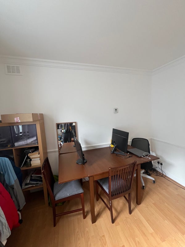 Room Kimberley Road in Greater London