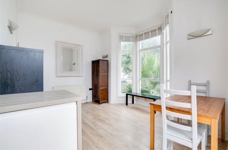 Room Earl's Court Gardens in Greater London