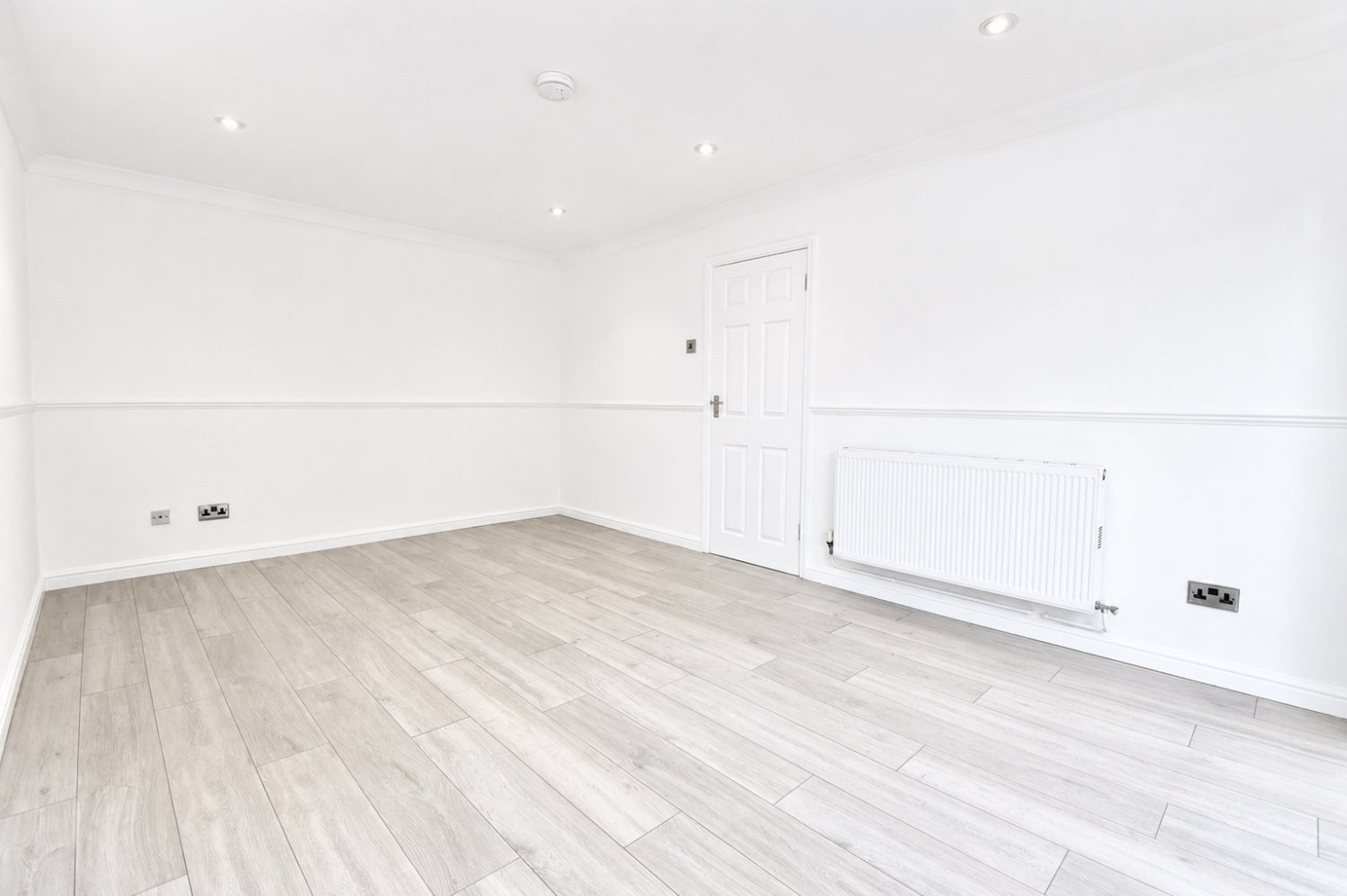 Flat Harborough Road in Brixworth