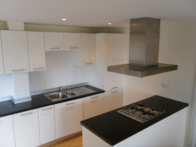Flat Spring Place in Greater London