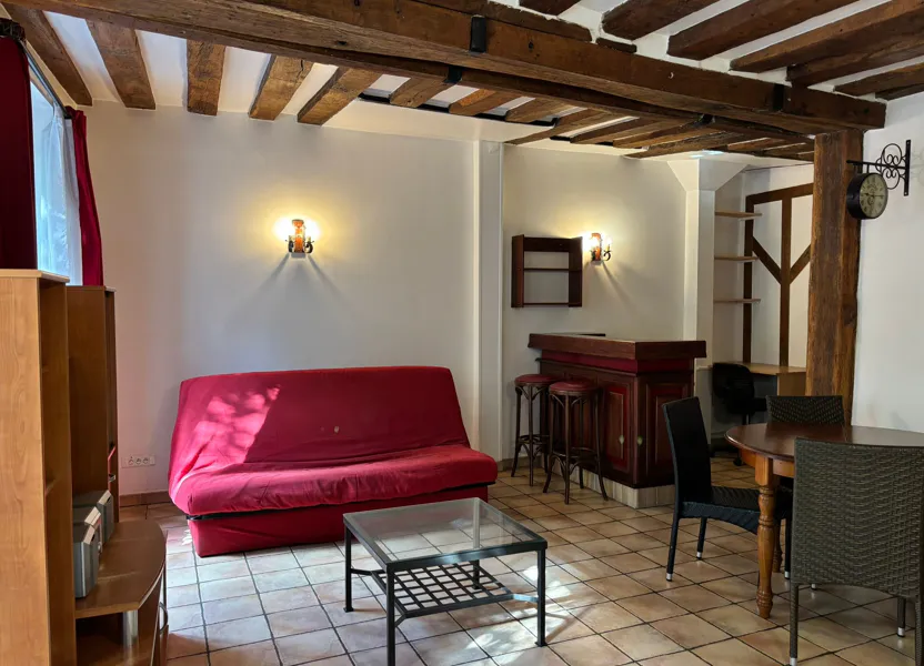 Flat Boulevard Voltaire in Paris