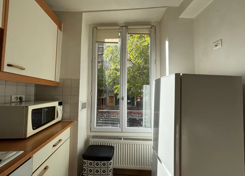 Flat Boulevard Voltaire in Paris