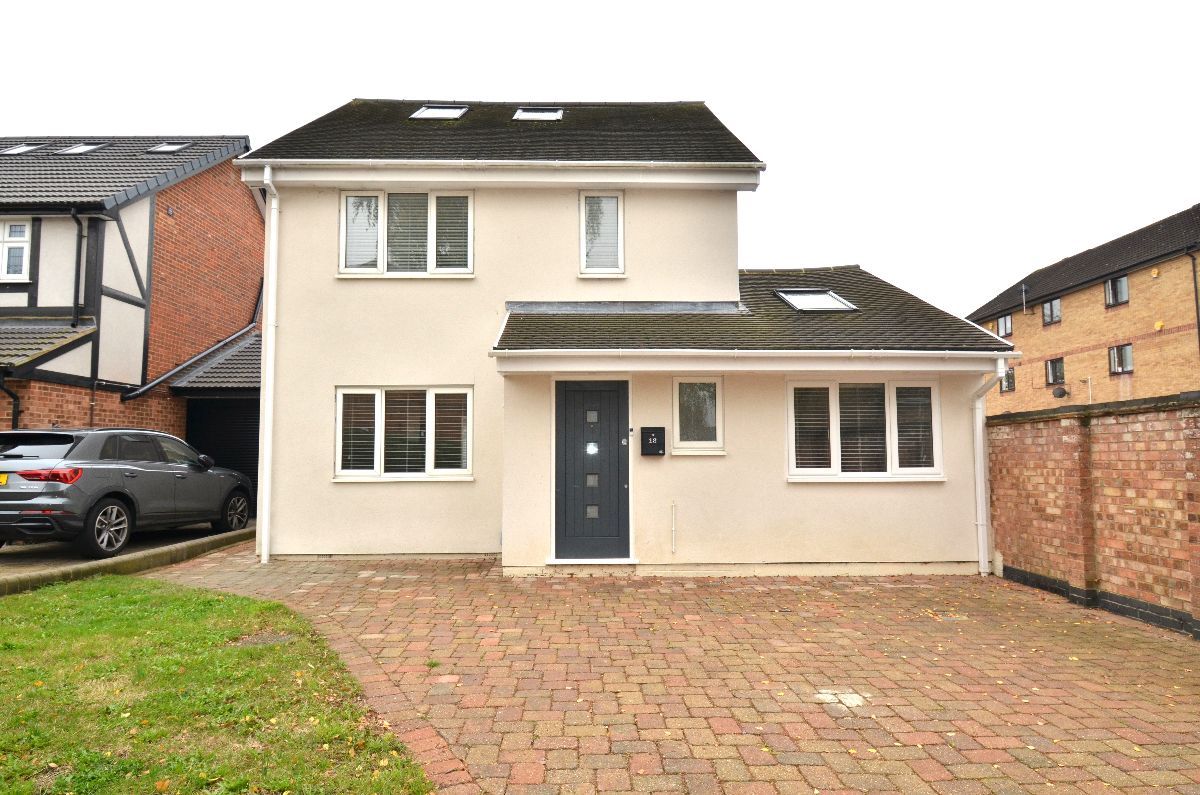 House Bennison Drive in Greater London
