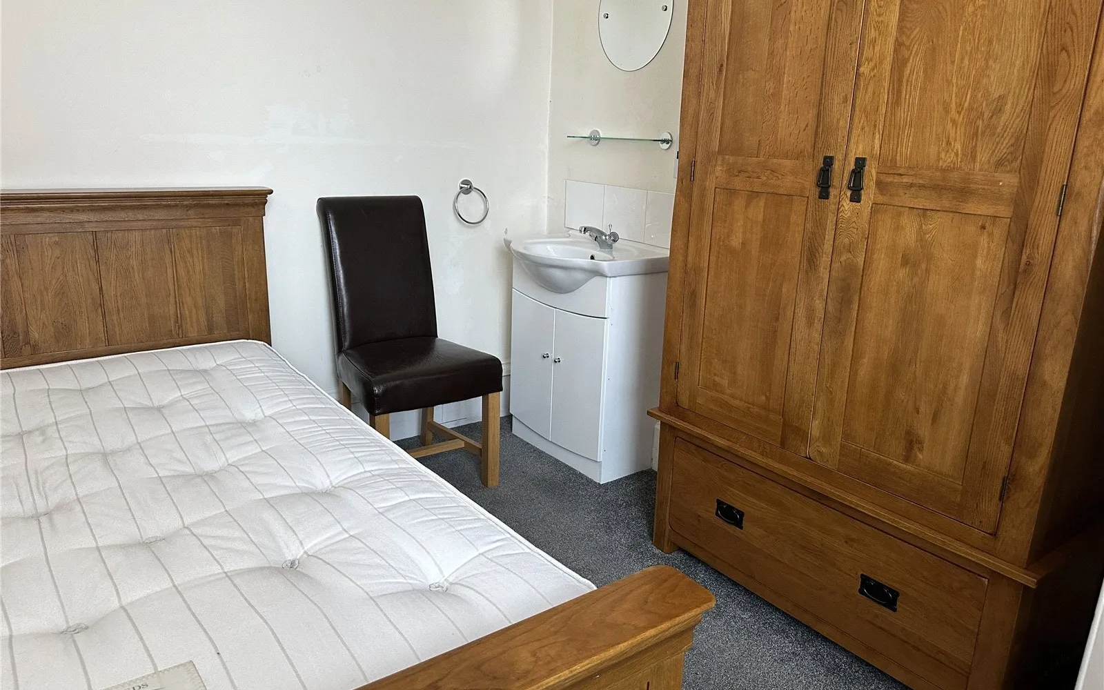 Room Wembdon Rise in Bridgwater