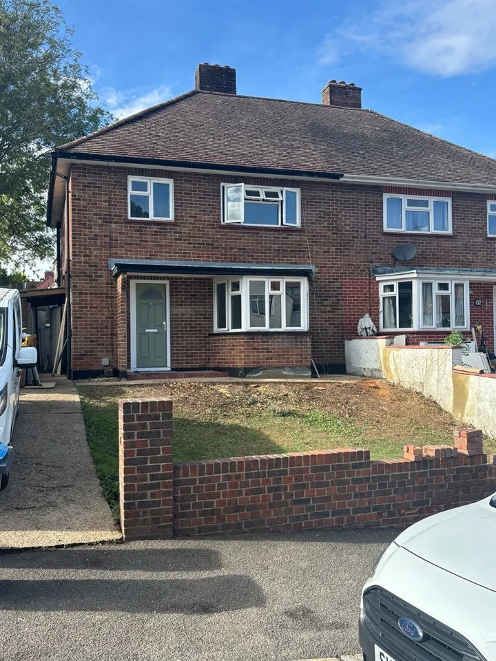House Rickman Hill in Greater London