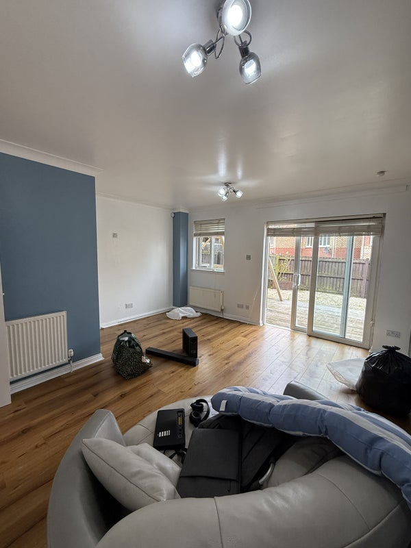 Room Erradale Street in Glasgow