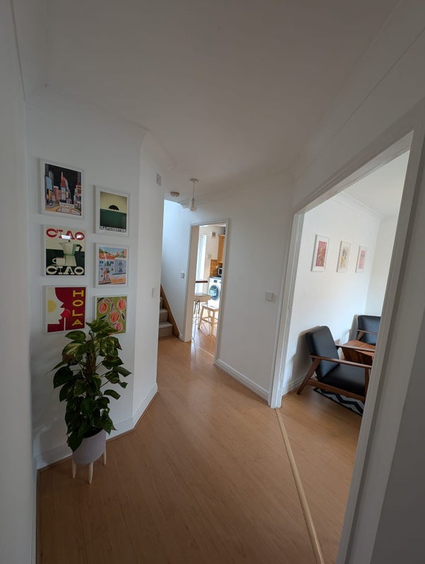 Room Nell Lane in Manchester