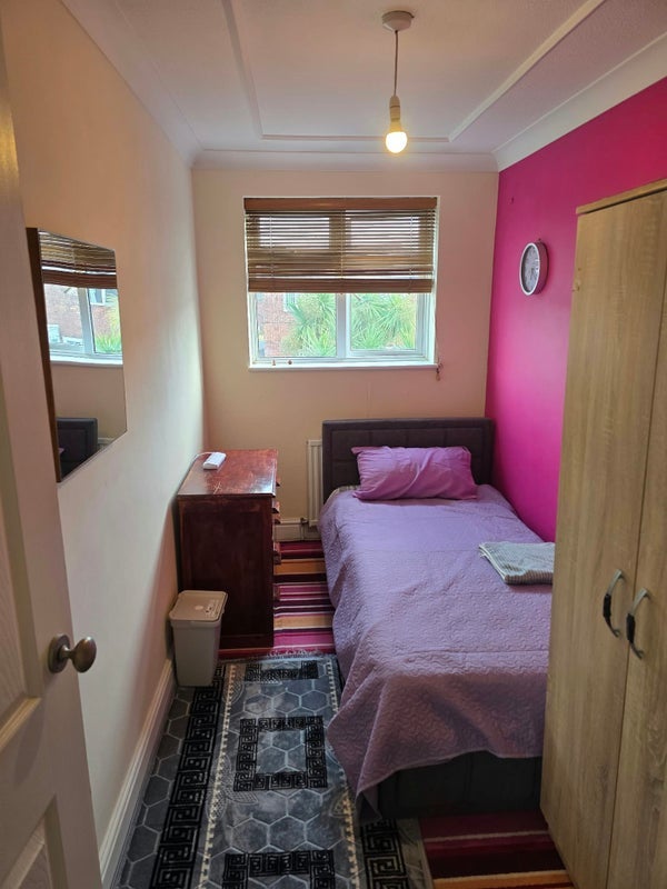Room Merrylands in Basildon