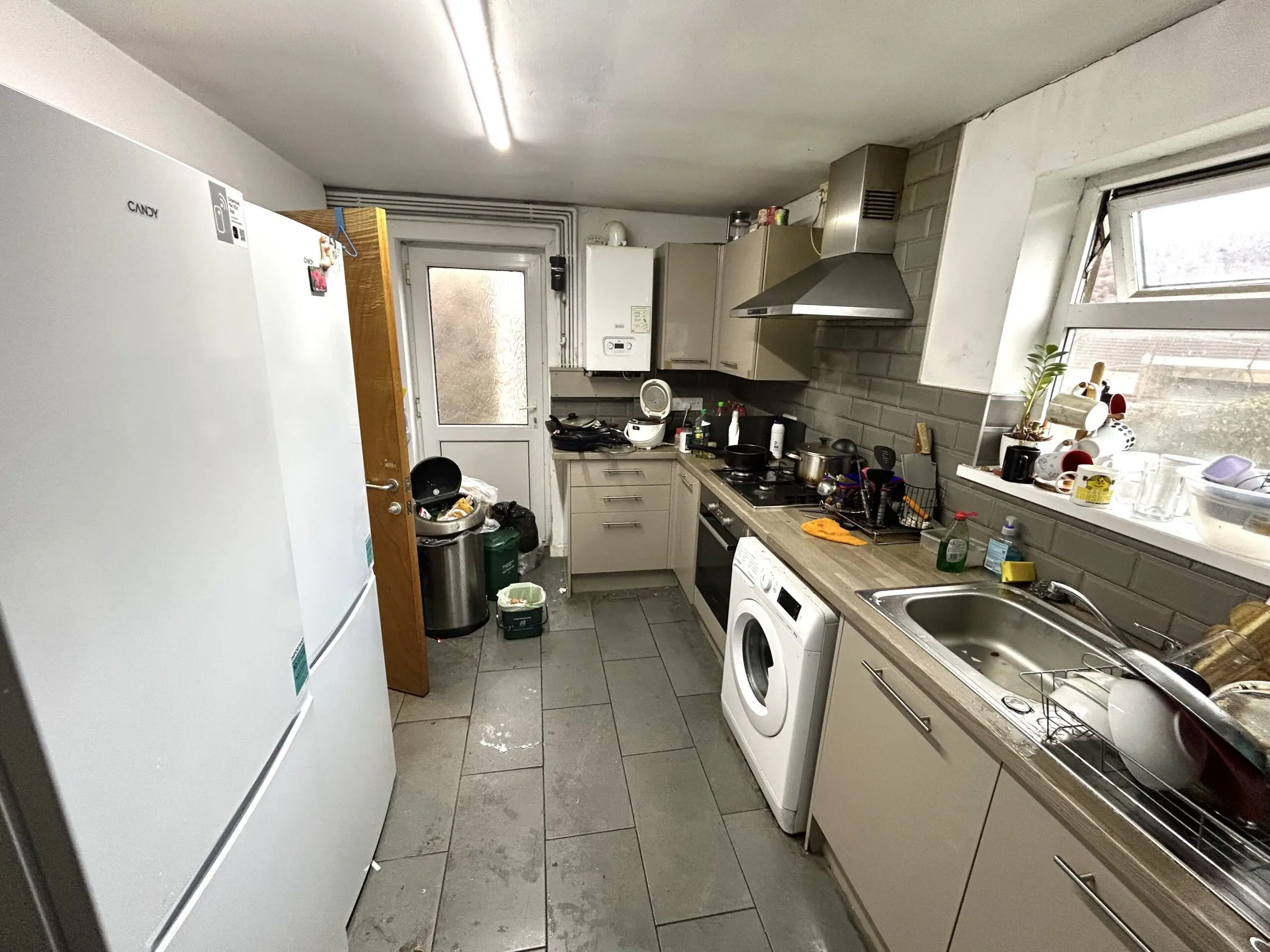 Flat Queen Street in Pontypridd