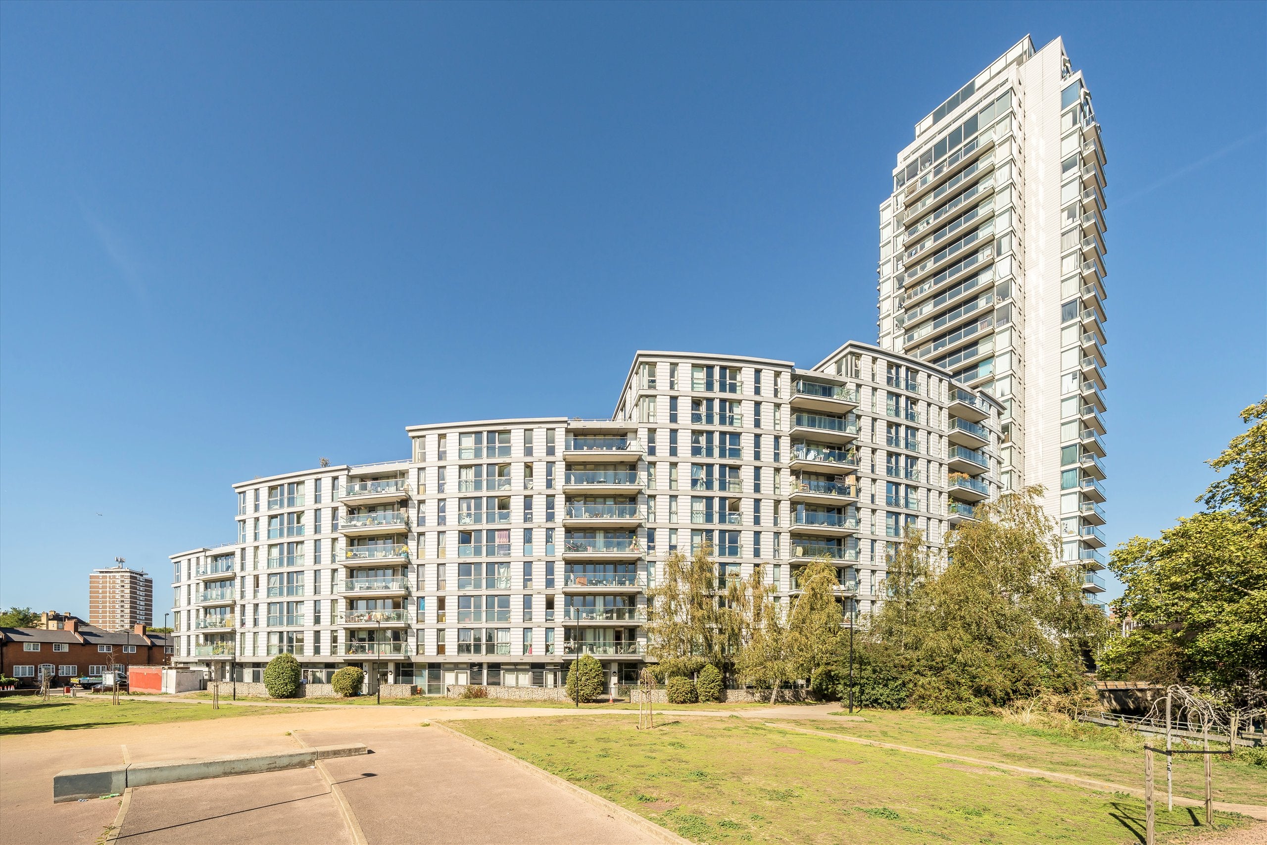 Flat Seager Place in Greater London