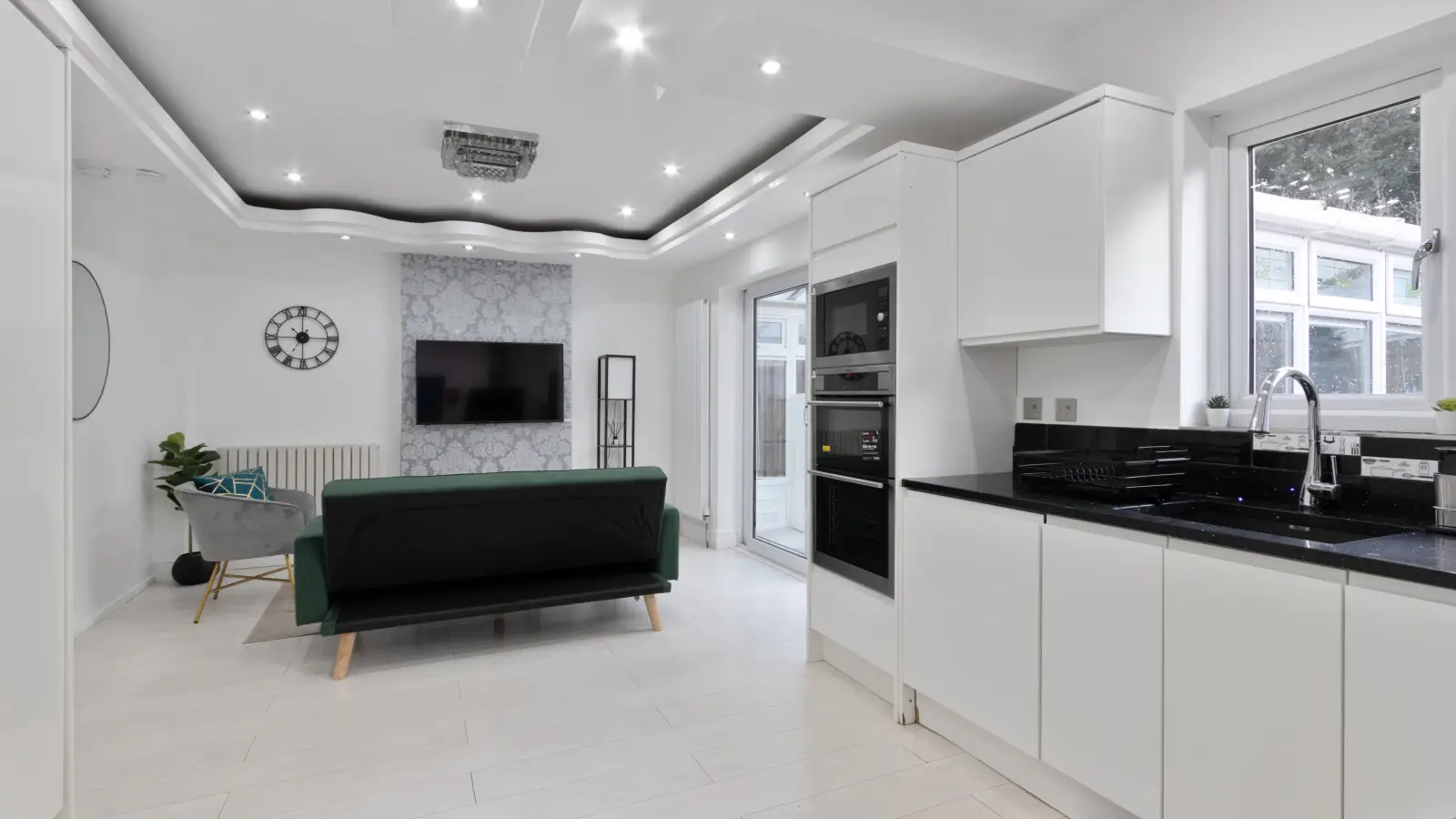 Flat Windermere Road in Greater London